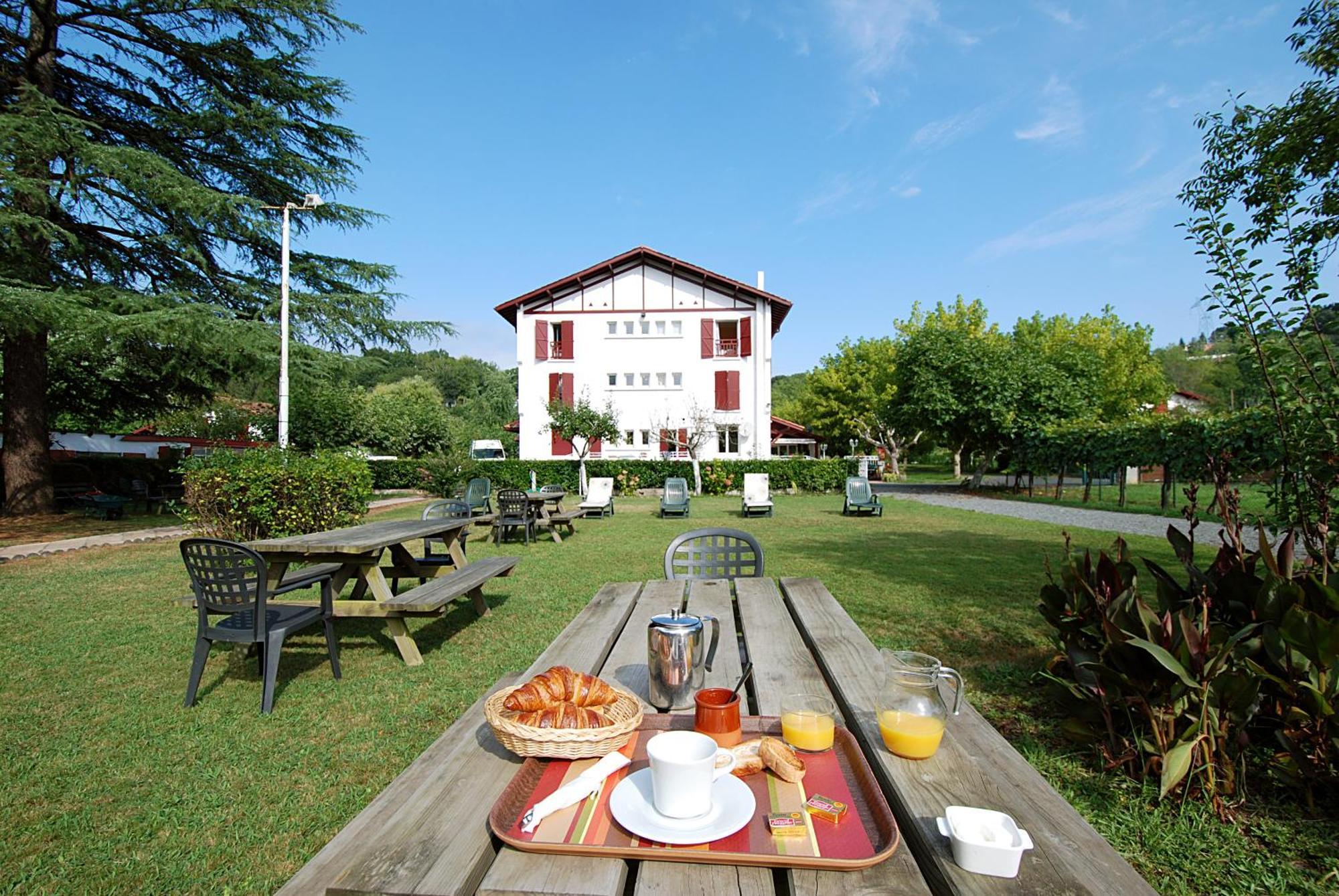 Hotel Pyrenees Atlantique Saint-Pée-sur-Nivelle 외부 사진